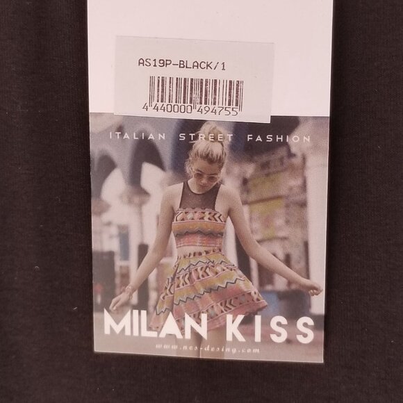 NWT Milan Kiss Floral Embroidered Top - 1X - Picture 5 of 9